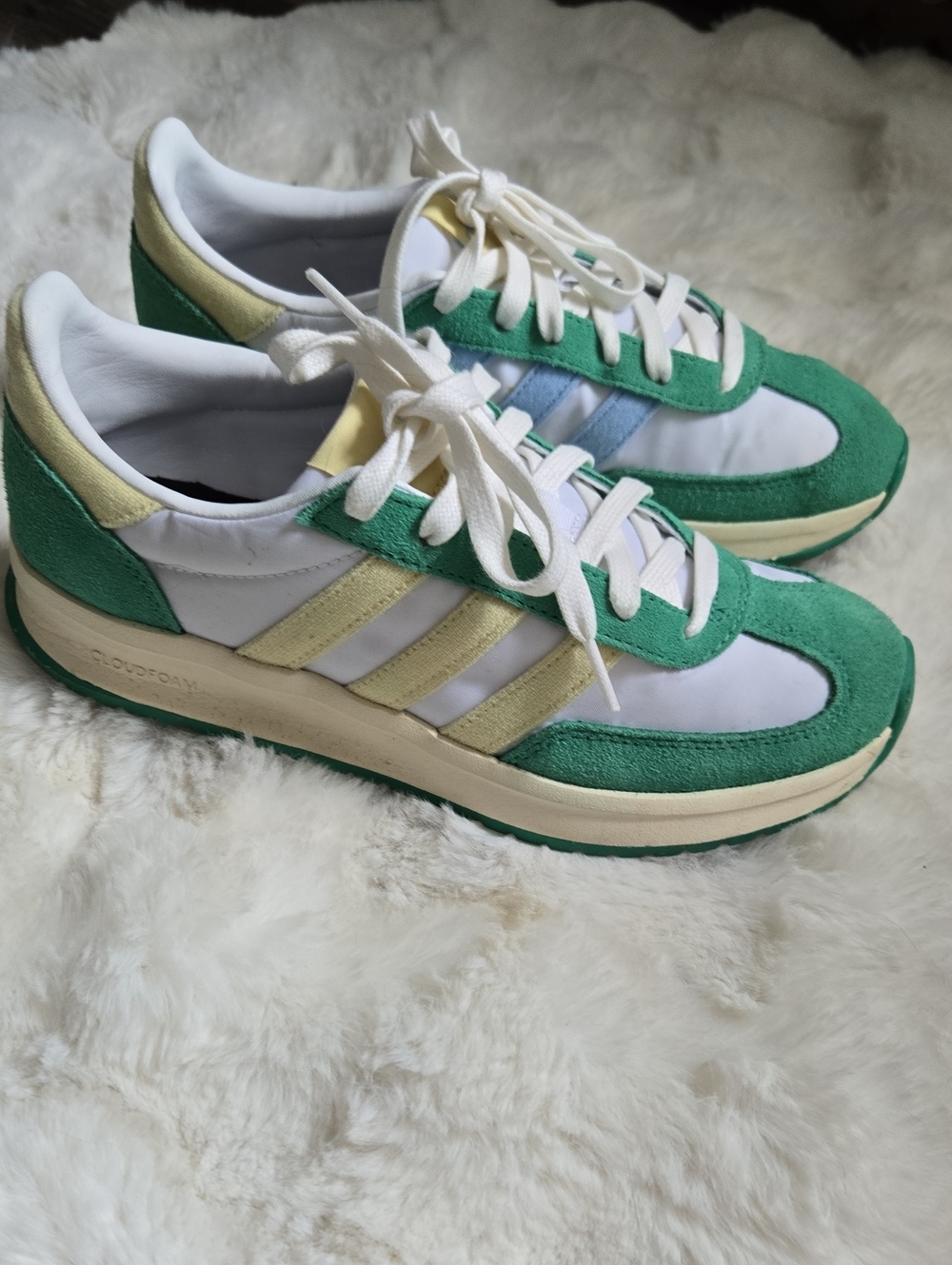 Adidas Run 2.0 Sneakers